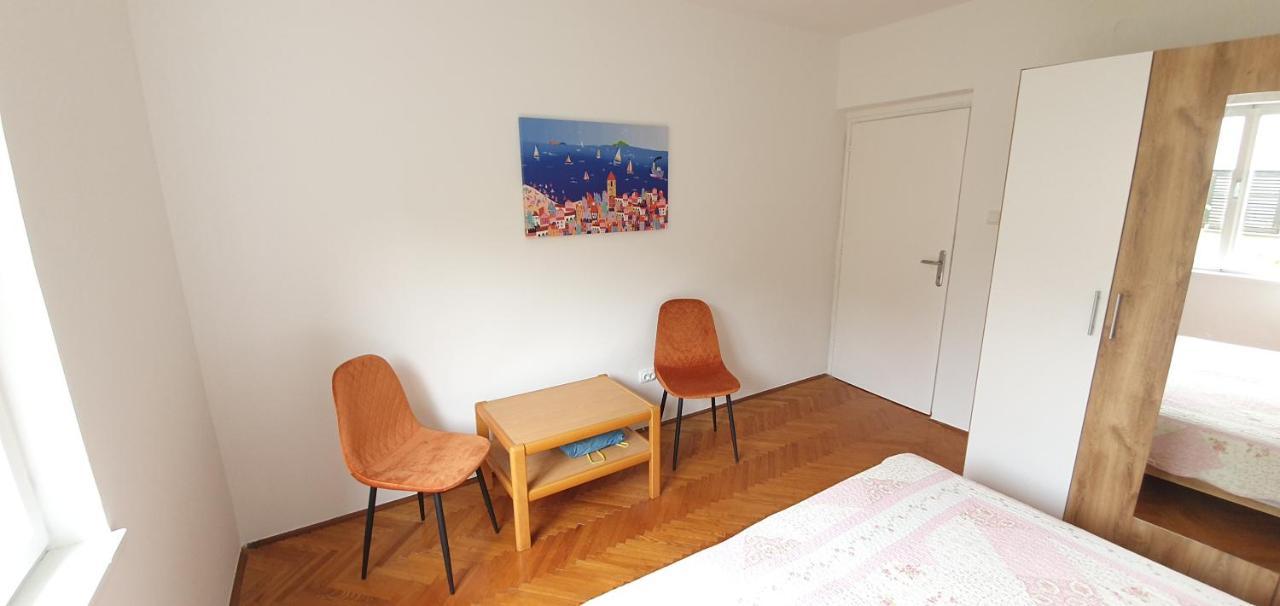 Apartman Kora Njivice Luaran gambar