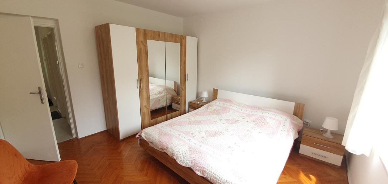 Apartman Kora Njivice Luaran gambar
